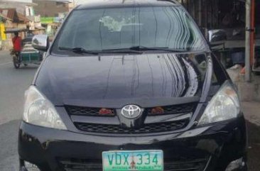 For Sale: Toyota Innova 2.5 G Year 2009