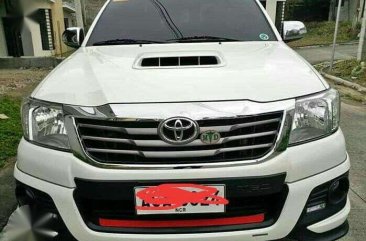 2014 D4D Toyota HILUX FOR SALE