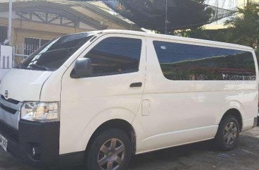 Toyota Hiace commuter M/T 2014 model 2.5L D4d engine