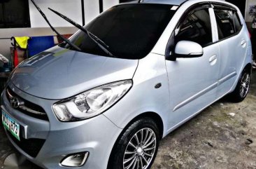 Hyundai i10 2013 AT Top of the line for sale 