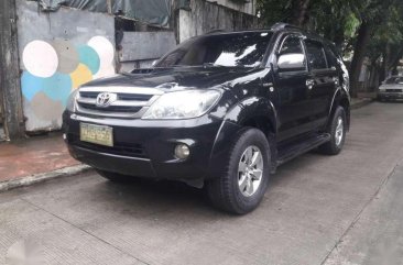 Toyota Fortuner v 2007 model Complete papers