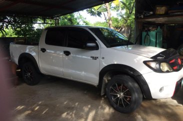 Toyota Hilux 2005 P425,000 for sale