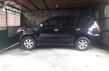 Toyota Fortuner v 2007 model Complete papers