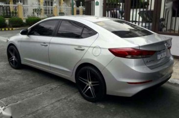 2017 Hyundai Elantra manual 9tkm 