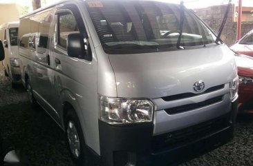 2018 TOYOTA Hi Ace Commuter 3.0 Manual Transmission