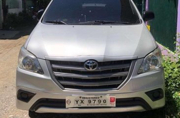 SELLING Toyota Innova E 2016