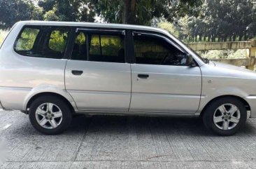 SELLING Toyota Revo dlx 2002