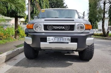 Almost brand new Toyota Fj Cruiser Gasoline 2018 