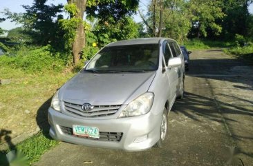 TOYOTA Innova Diesel J 2009 FOR SALE