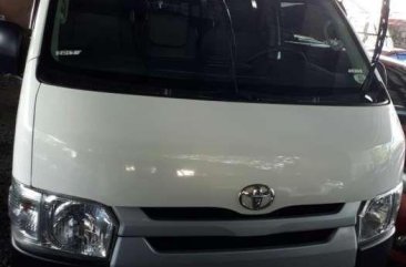 2017 Toyota Hiace Commuter 3.0 Manual transmission