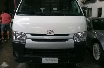 2017 TOYOTA HI ACE COMMUTER 3.0 Manual Transmission