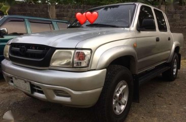 RUSH !!! Toyota Hilux SR-5 limited edition 4x4 2004 model