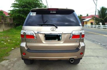 Toyota Fortuner G 2009 2.7Gas VVTi FOR SALE