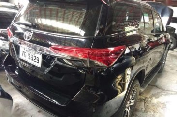 2016 Toyota Fortuner 2.4G 4x2 automatic newlook diesel BLACK