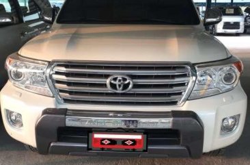 Toyota Land Cruiser VX LC200 2015 for sale 