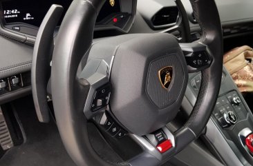 Almost brand new Lamborghini Huracan Gasoline 2015 