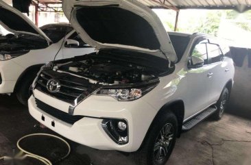 2018 Toyota FORTUNER 4x2 Automatic Freedom White