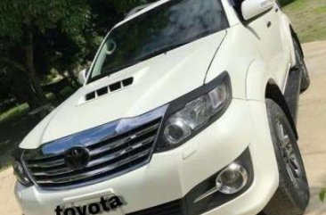 RUSH 2015 TOYOTA Fortuner V 4x2 Diesel Top of the line