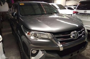 2017 Toyota Fortuner 2.4G 4x2 diesel manual newlook GRAY