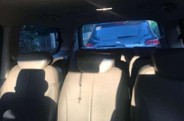 2012 Kia Carnival Top of the Line EX LWB AT