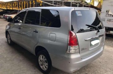 Toyota Innova E 2010 for sale