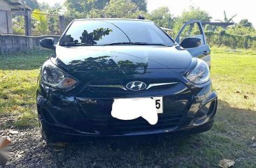 2014 Hyundai Accent automatic slightly used price negotiable