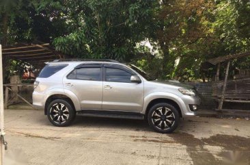 SELLING TOYOTA Fortuner 2015 4x2