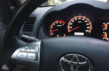 Toyota Hilux g manual 2014 FOR SALE