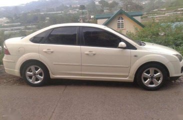 2006 MODEL FORD FOCUS TOP OF THE LINE