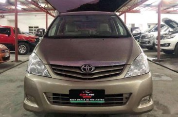 2011 TOYOTA  Innova G Diesel Automatic 