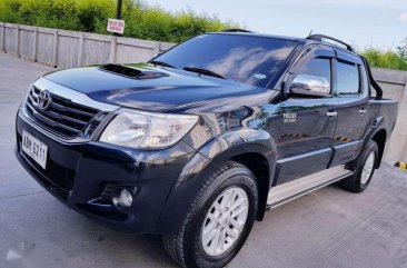 Cheapest in the Market! Toyota Hilux G 4X4 AT 2015 - 940K NEGOTIABLE