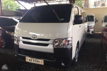 2018 TOYOTA Hiace Commuter Manual White