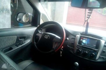 SELLING TOYOTA Innova 2014 670k