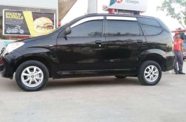 2011 TOYOTA Avanza 7 seater FOR SALE