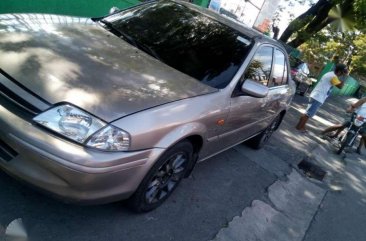 SELLING Ford Lynx 2000 AT