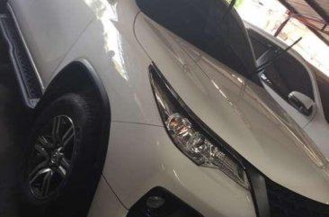 2018 TOYOTA Fortuner G AT freedom white