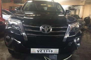 2017 TOYOTA Fortuner 24 V 4x4 Automatic Black