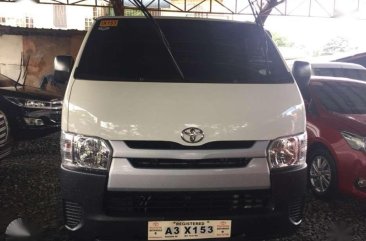 2018 TOYOTA Hiace Commuter Manual White