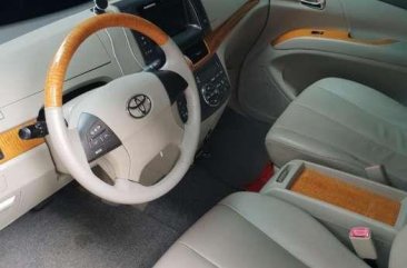 2010 Toyota Previa 2.4 vvti Pearl white