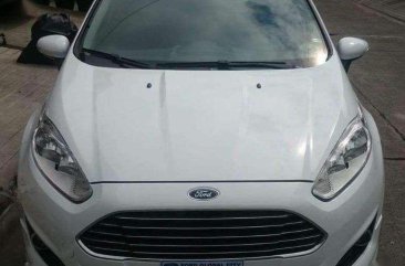 2015 Ford Fiesta top of the line FOR SALE