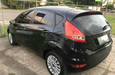 2013 Ford Fiesta matic Black all power