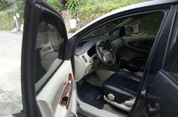 Rush for sale TOYOTA Innova G diesel manual 2015 model top of the line