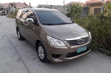 For sale TOYOTA Innova E 2013