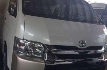 2018 TOYOTA Hiace GL Grandia MT pearl white