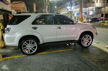 Toyota Fortuner 2013 mofel 4x2 diesel FOR SALE