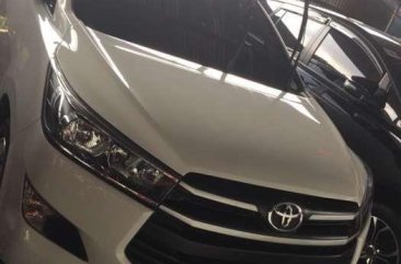 2017 TOYOTA Innova J manual white