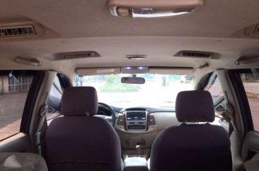 Toyota Innova G 2014 868,000 negotiable