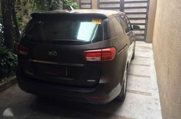 2016 Kia Grand Carnival AT diesel 11 seater FOR SALE