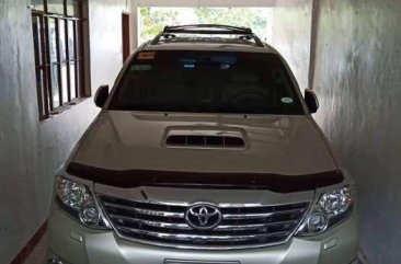 2014 TOYOTA Fortuner V FOR SALE