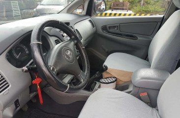 2005 TOYOTA Innova J Manual Gas